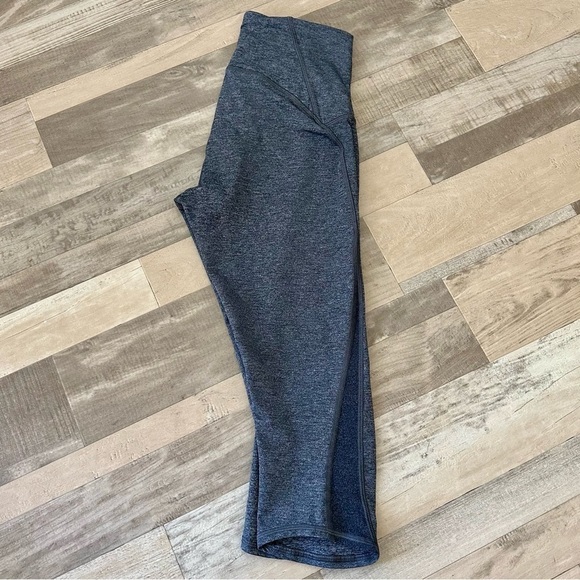 LULULEMON Train Times Crop Leggings Size 6 EB - Picture 10 of 14
